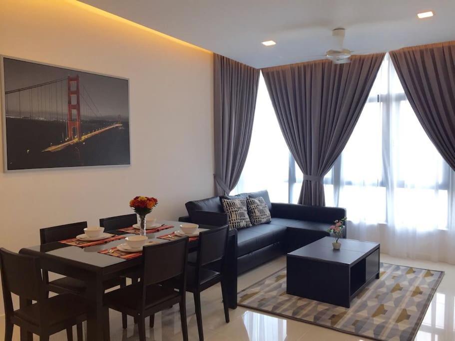 Tropicana Avenue B32-09, Petaling Jaya Exterior foto